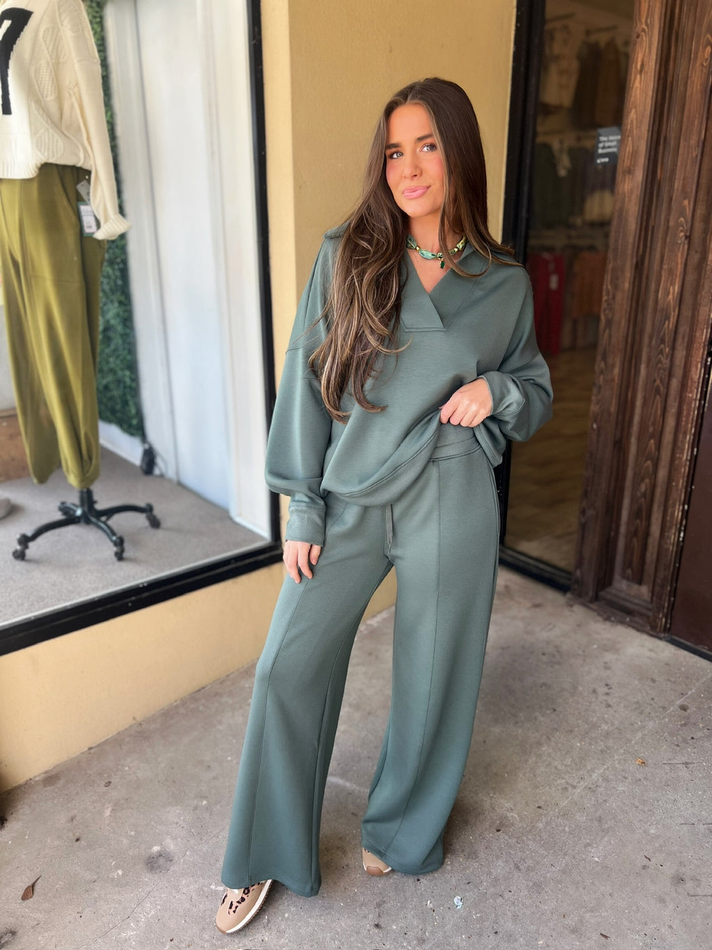 scuba collared set in hunter green