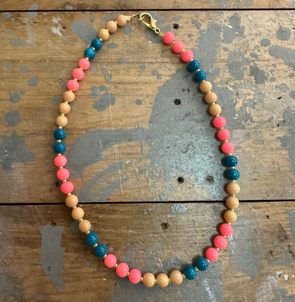 mary beaded necklace