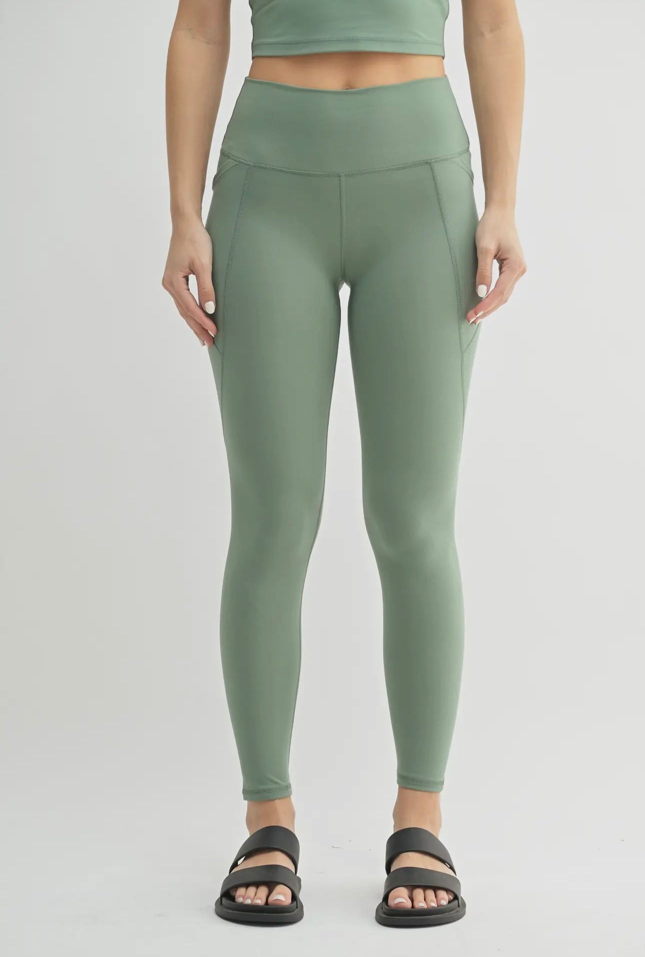 venice cloud light sculpt legging in moss