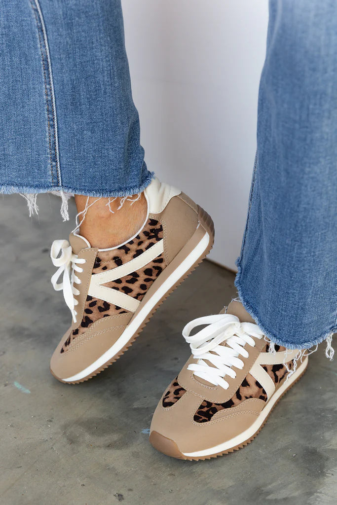 mia rafa sneaker in leopard multi