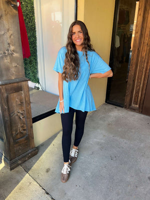 madison oversized tee - sky blue