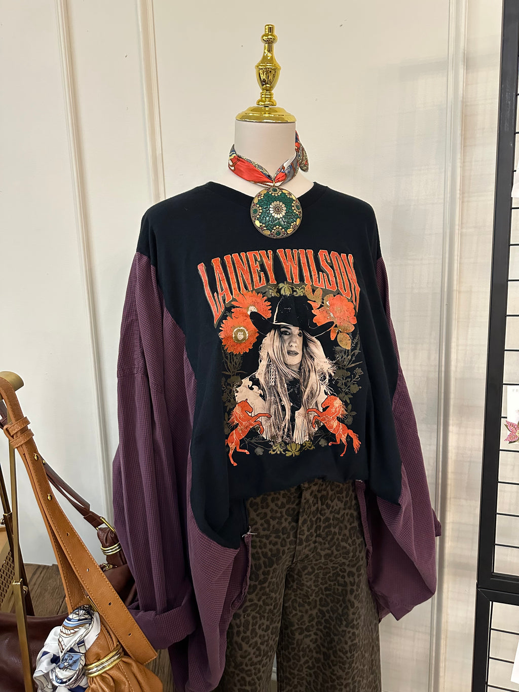 lainey wilson one of a kind top