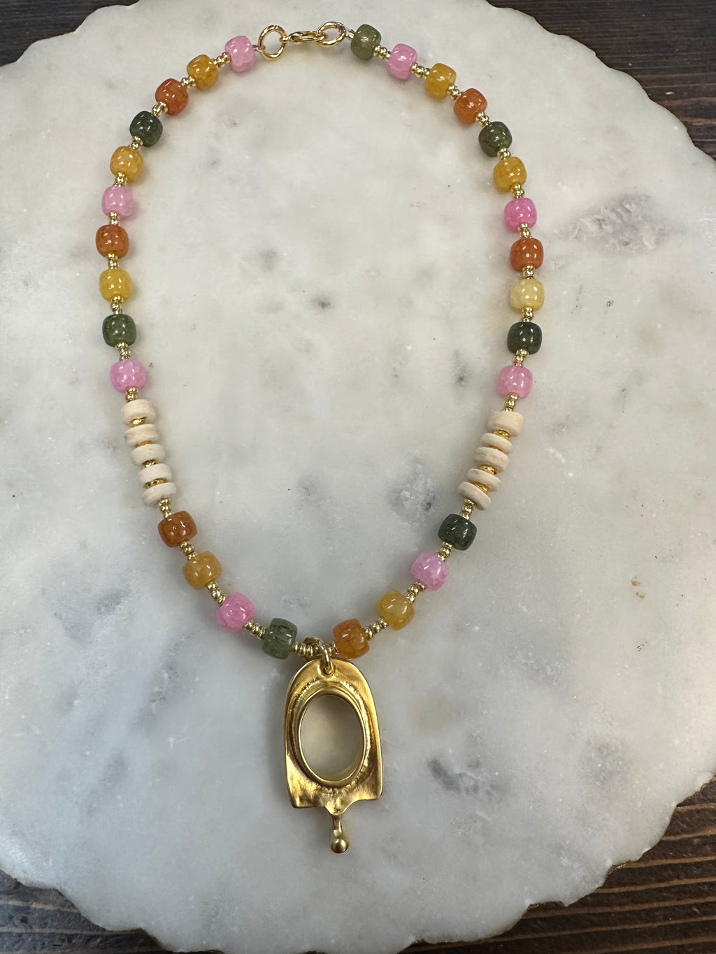 elizabeth beaded necklace