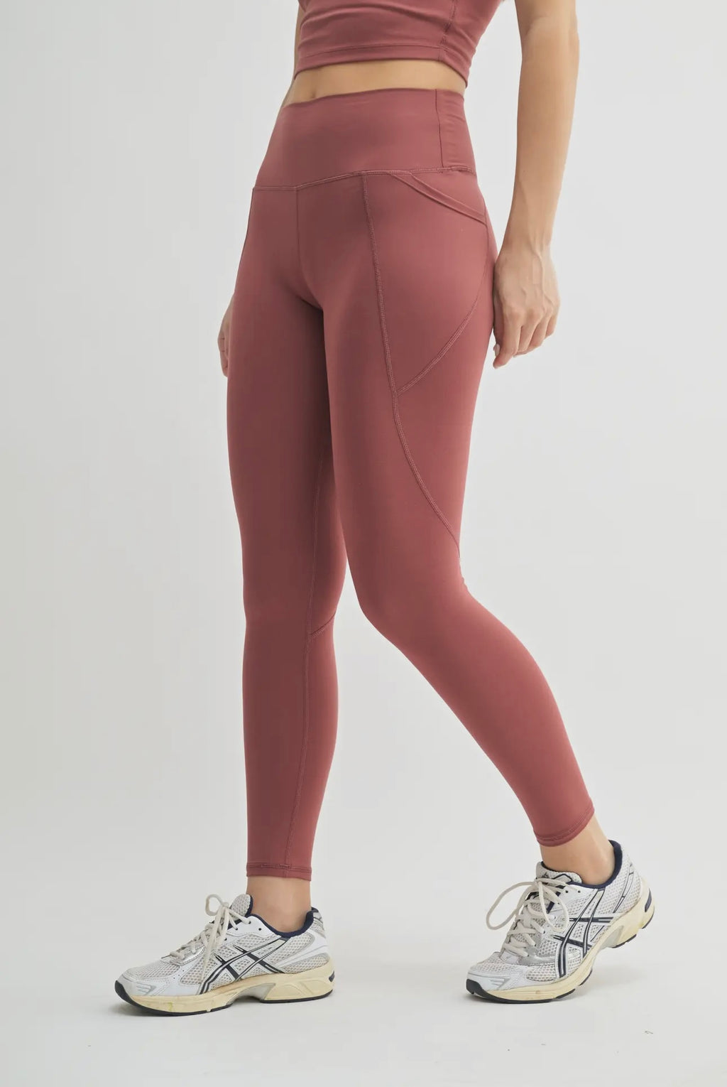 venice cloud light sculpt legging in red pear