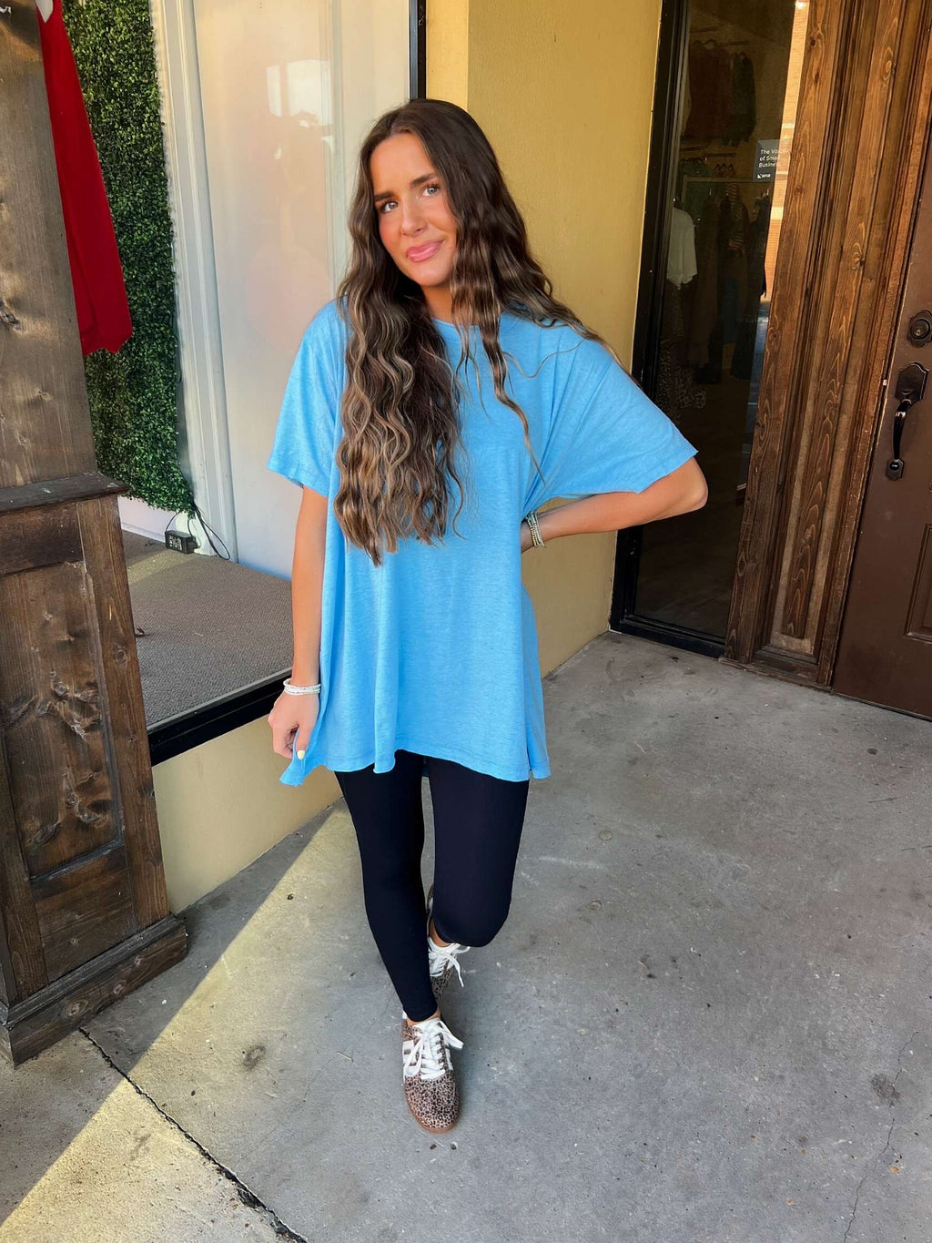 madison oversized tee - sky blue