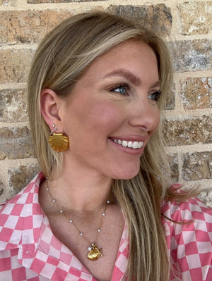 triple play seashell stud
