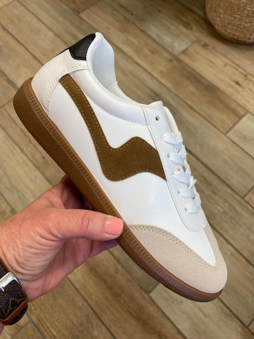 dallas sneaker
